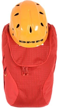 DMM Zenith Rock Climbing Backpack/Sack -Mountain Hardwear Shop a20c53bb f1ce 42c3 9247 23f7307d9513 b18863a8 8e3a 47f3 babf 196d1409a5f9helmetstraps