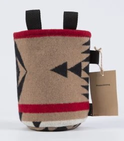 Nomad Rock Climbing Chalk Bag 7 Nomad Rock Climbing Chalk Bag -Mountain Hardwear Shop f2bcd0e1 0773 4e55 ad37 97fa1eb35122A711