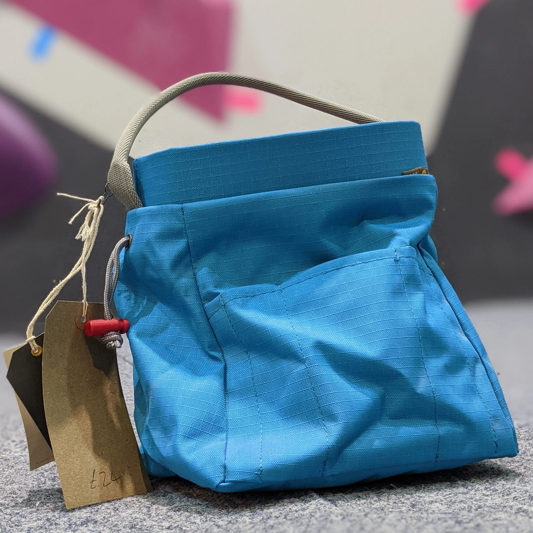 MOON Bouldering Rock Climbing Chalk Bag 8 MOON Bouldering Rock Climbing Chalk Bag - Image 8