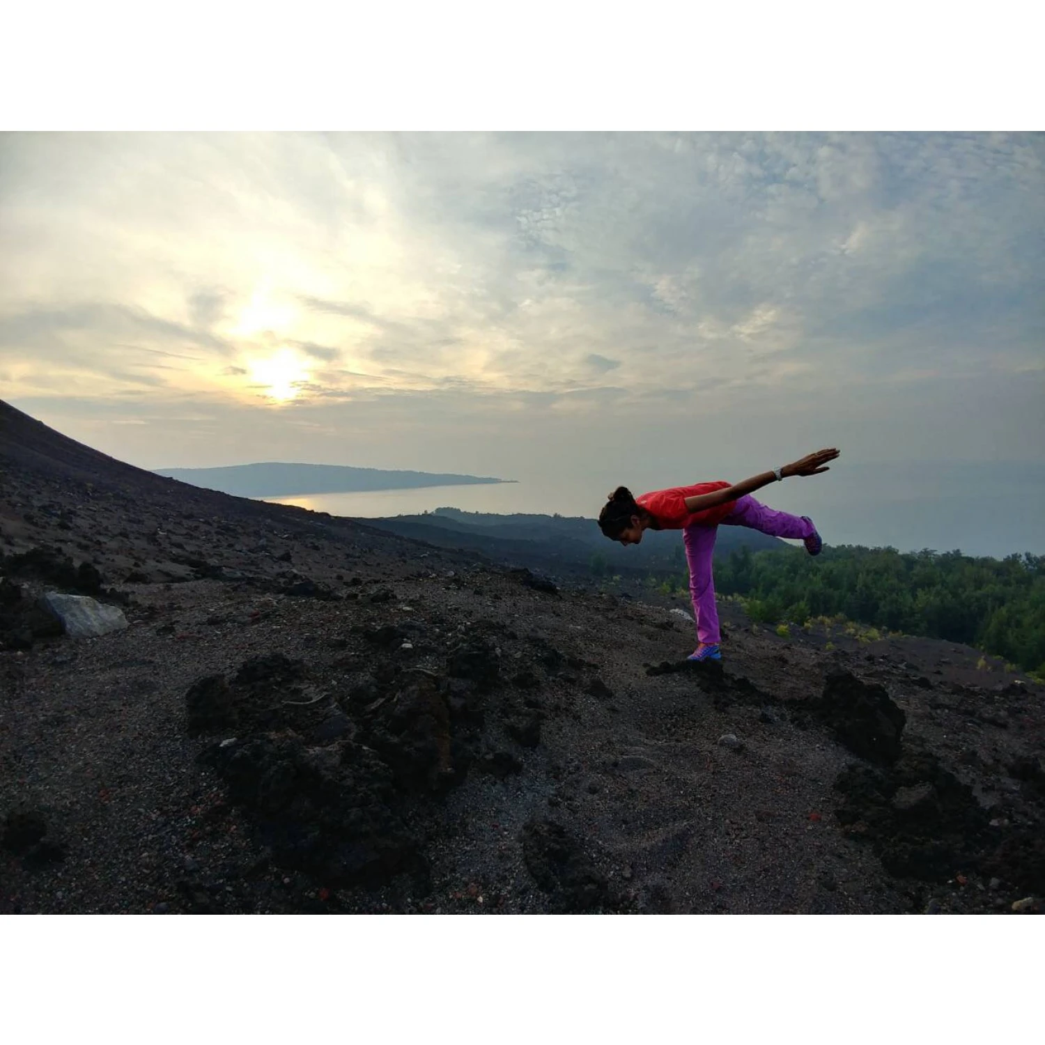 La Sportiva Women's Mantra Pant - Climbing Trousers 4 La Sportiva Women's Mantra Pant - Climbing Trousers - Image 4