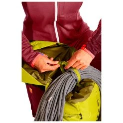 Ortovox Women's Trad 33 S - Climbing Backpack 12 Ortovox Women's Trad 33 S - Climbing Backpack -Mountain Hardwear Shop ortovox womens trad 33 s climbing backpack detail 5