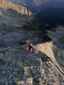 Scarpa Arpia - Climbing Shoes 15 Scarpa Arpia - Climbing Shoes -Mountain Hardwear Shop scarpa arpia kletterschuhe 92c21e6da18e8f528dc10e9d13376236 1