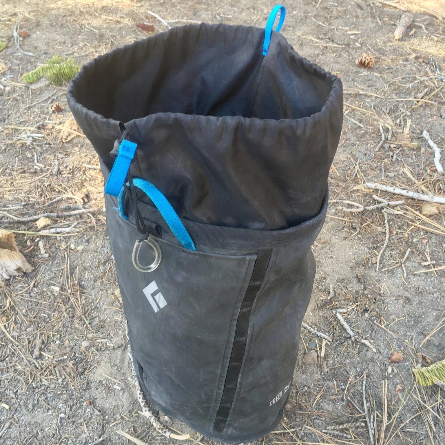 Black Diamond Creek 20 Backpack Climbing Gear Bag 9 Black Diamond Creek 20 Backpack Climbing Gear Bag - Image 9